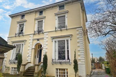 1 bedroom flat for sale, Pittville Crescent, Cheltenham GL52