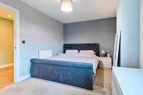 2 bedroom flat for sale, Chrysler House, Bessemer Road, Welwyn Garden City