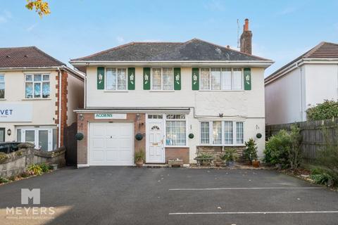 6 bedroom detached house for sale, Wimborne Road, Poole BH15