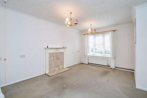 2 bedroom retirement property for sale, Cliff Avenue, Cromer NR27