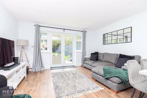 2 bedroom detached house for sale, Sherwood Close, Christchurch, BH23