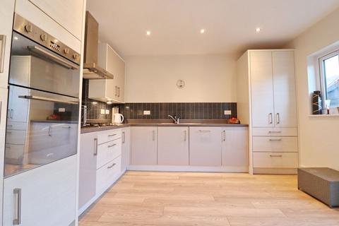 17 Bonnington Close, Worsley, Manchester, M28 3UP