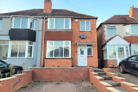 3 bedroom semi-detached house to rent, Thetford Road, Birmingham B42