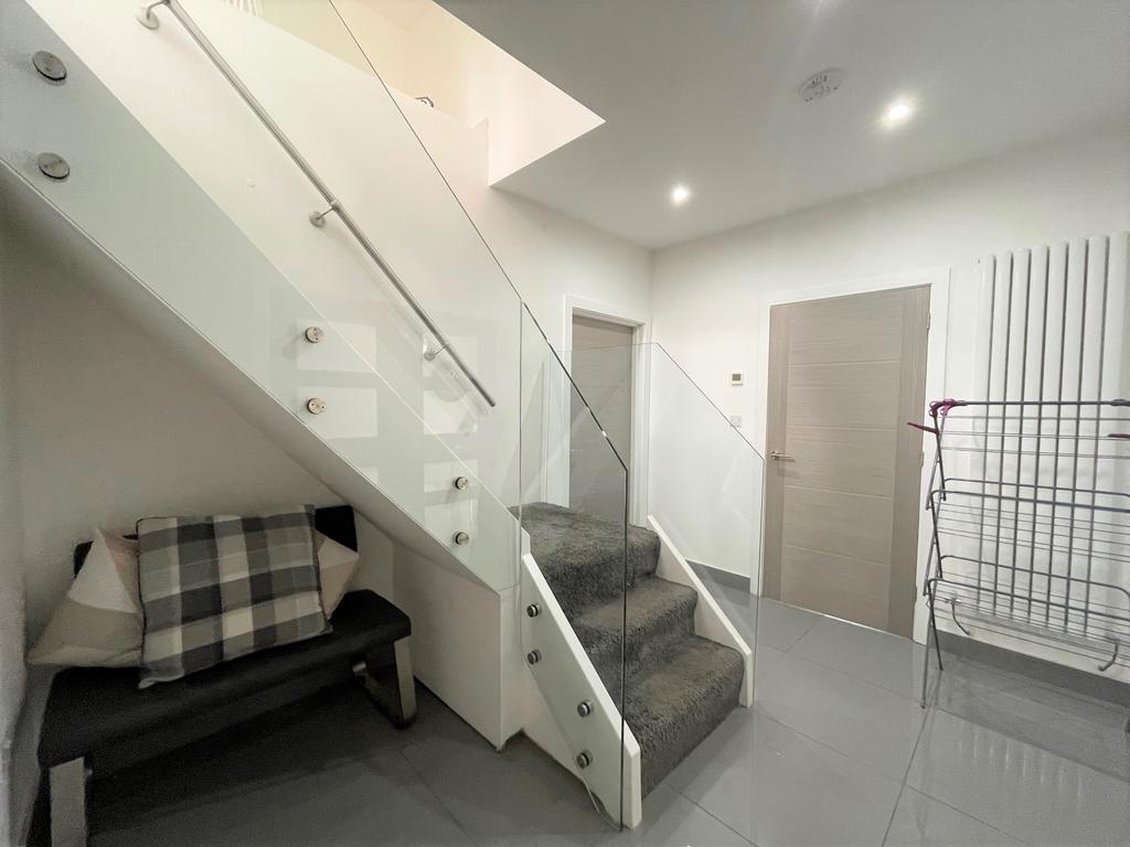 Lower ground floor b