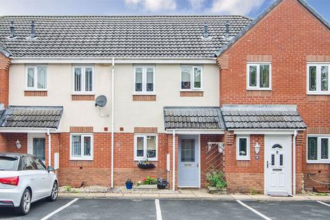 2 bedroom terraced house to rent, The Meadows, Cannock WS11