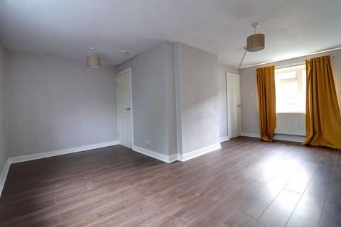 3 bedroom end of terrace house for sale, Embry Avenue, Stafford ST16