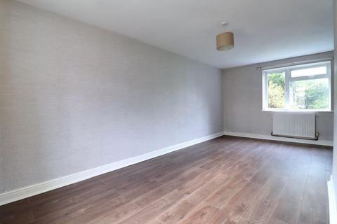 3 bedroom end of terrace house for sale, Embry Avenue, Stafford ST16