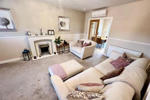 3 bedroom house for sale, Belgrave Avenue, Halifax