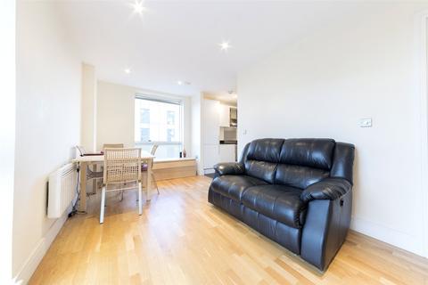 1 bedroom apartment for sale, Wharfside Point South, London E14