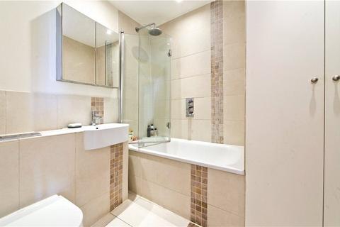 1 bedroom apartment for sale, Clapham Common South Side, London SW4