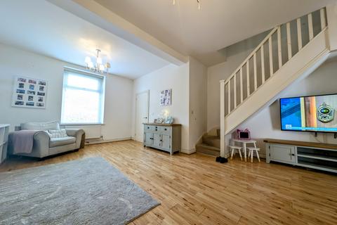 6 Barry Road, Pontypridd, CF37 1HY