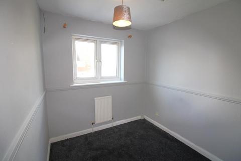 3 bedroom semi-detached house to rent, Harefield UB9