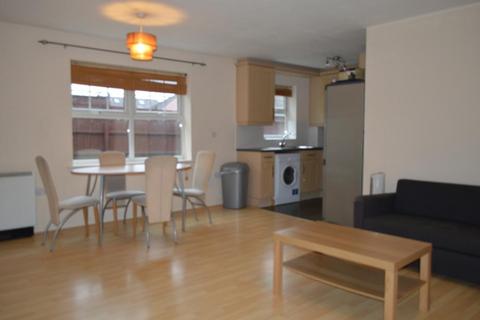 2 bedroom flat to rent, Mariner Close, New Barnet, Herts, EN4 8AU