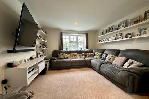 4 bedroom detached house for sale, Bartley Road, Benfleet, Essex, SS7 4DB