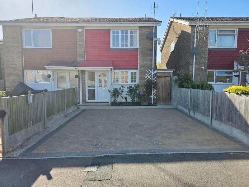 Grove Road, Turvey, Bedfordshire... 2 bed semi-detached house - £290,000
