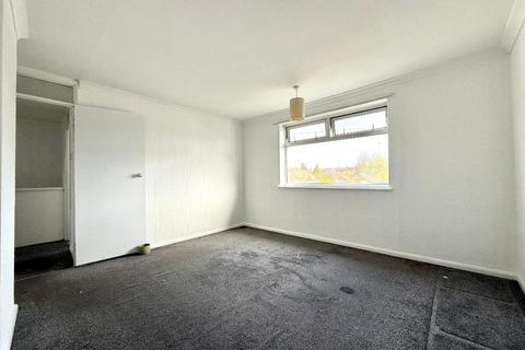 3 bedroom terraced house for sale, Byron Road, L & D Borders, Luton, Bedfordshire, LU4 0HX