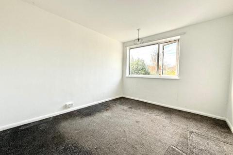 3 bedroom terraced house for sale, Byron Road, L & D Borders, Luton, Bedfordshire, LU4 0HX