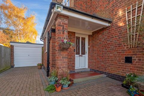 4 bedroom detached house for sale, Link Road, Leicester LE2