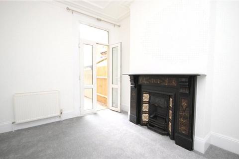 2 bedroom apartment for sale, Chapter Road, Cricklewood, London, NW2