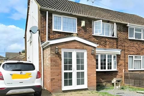 3 bedroom detached house for sale, Stanton Road, Luton, LU4