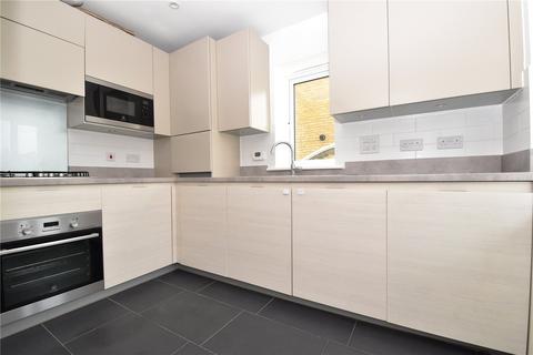 14 Martin Drive, Stone, Dartford, DA2 6BF