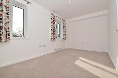 14 Martin Drive, Stone, Dartford, DA2 6BF