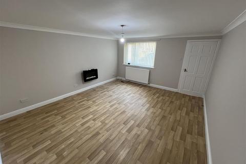 3 bedroom end of terrace house to rent, Main Street, Red Row, Morpeth