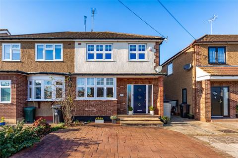 3 bedroom semi-detached house for sale, Kingley Drive, Wickford, Essex, SS12