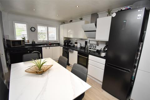 4 bedroom terraced house for sale, Plaiters Way, Bidwell, Dunstable, Bedfordshire, LU5