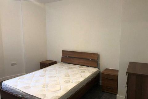 1 bedroom flat to rent, Warren Court, Euston Road, NW1