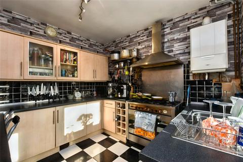 3 bedroom semi-detached house for sale, Thornfield Avenue, Farsley, Pudsey, West Yorkshire