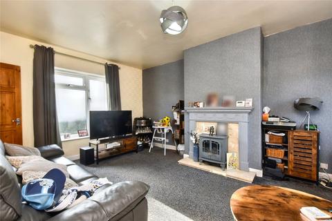 3 bedroom semi-detached house for sale, Thornfield Avenue, Farsley, Pudsey, West Yorkshire