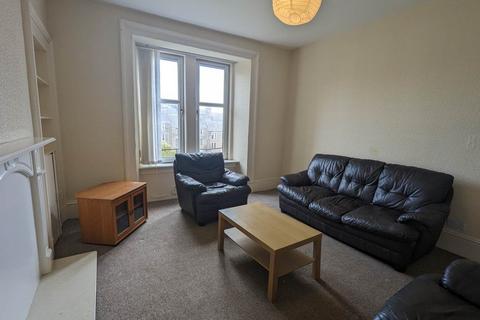 3 bedroom flat to rent, 16E Forebank Road, ,