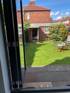 3 bedroom semi-detached house to rent, Manchester M19