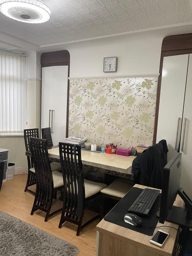 House in Manchester, Greater Manchester - More