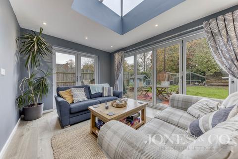 1 Douglas Close, Norwich, NR6 6DH