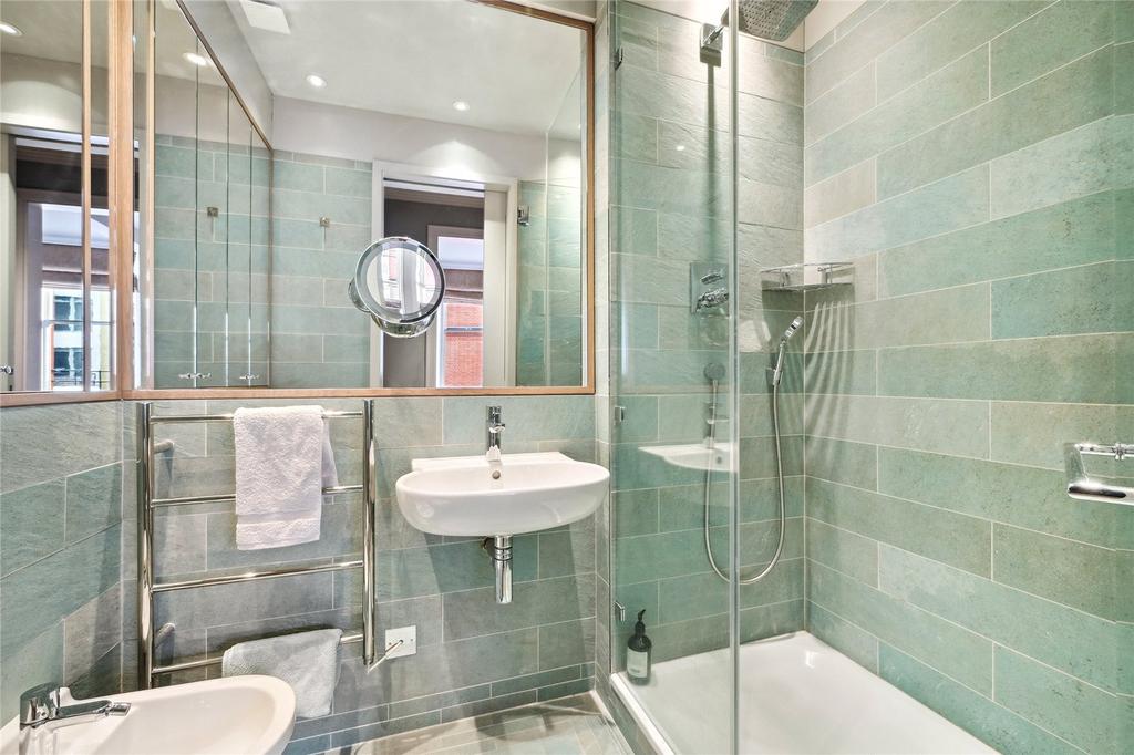 Apartment in London - More