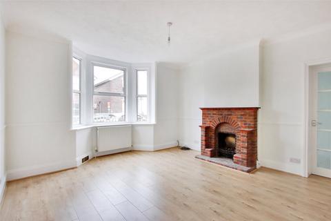 4 bedroom end of terrace house for sale, Forge Road, Tunbridge Wells, Kent, TN4