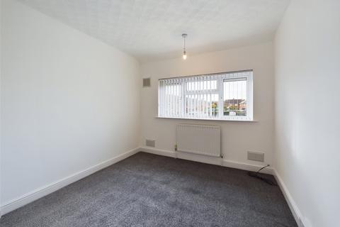 2 bedroom semi-detached house to rent, Knavesmire Gardens, Doncaster, South Yorkshire, DN4