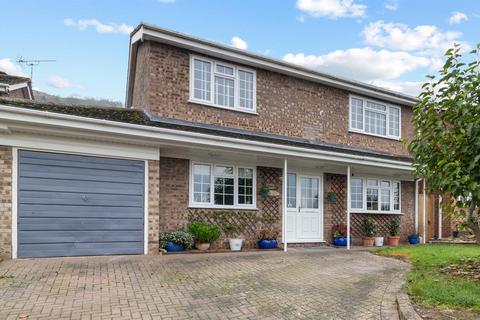 3 bedroom detached house for sale, 9 Lime Tree Avenue, Malvern, Worcestershire, WR14