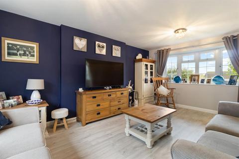 3 bedroom detached house for sale, 9 Lime Tree Avenue, Malvern, Worcestershire, WR14