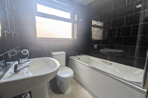 3 bedroom terraced house for sale, Newlands Road, Middlesbrough