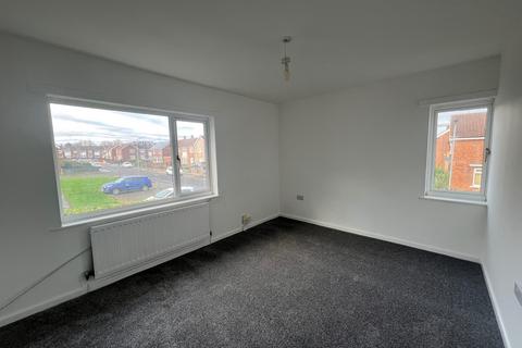 3 bedroom semi-detached house to rent, Premier Road, Middlesbrough