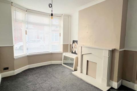 2 bedroom terraced house to rent, McCreton Street, Middlesbrough