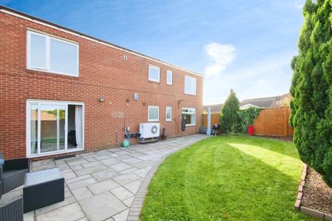 3 bedroom apartment for sale, De Mowbray Court, York YO23