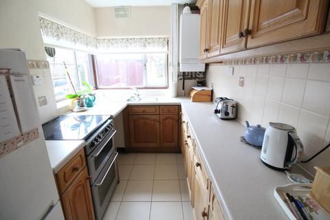 3 bedroom semi-detached house for sale, Nuneaton Road, Bedworth CV12