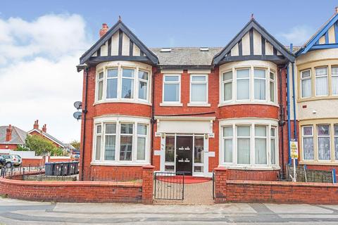 5 bedroom detached house for sale, Warley Road, Blackpool FY1