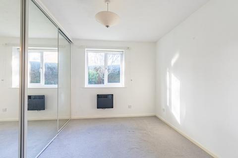 undefined, Robin Court, Harpenden AL5