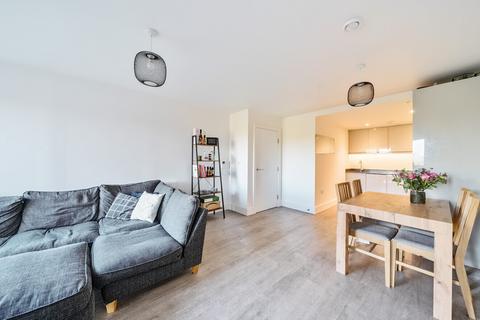 2 bedroom apartment for sale, Mill Green Road, Mitcham CR4