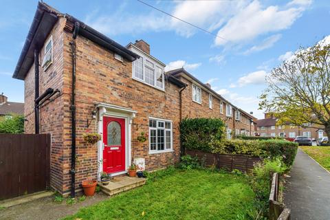 3 bedroom end of terrace house for sale, Newhouse Walk, Morden SM4